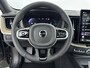 Volvo XC60 NEW MODEL 2.0 T6 Plug-in hybrid AWD Plus Dark | Panoramadak | PDC V+A en 360 Camera | Stoel+stuurverwarming | Head Up Display | Keyless |
