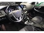 Volvo V40 1.6 T4 180pk |climate & cruise control | trekhaak | automaat | bluetooth | navigatie | virtual cockpit