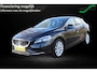 Volvo V40 1.6 T4 180pk |climate & cruise control | trekhaak | automaat | bluetooth | navigatie | virtual cockpit