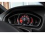 Volvo V40 2.0 T2 R-Design Facelift | 2e eigenaar | LED | Navigatie | 17 inch | Climate control | Alcantara/leer | Sportstoelen | PDC | Cruise control | Sportstuur | 122 pk