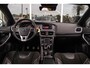 Volvo V40 2.0 T2 R-Design Facelift | 2e eigenaar | LED | Navigatie | 17 inch | Climate control | Alcantara/leer | Sportstoelen | PDC | Cruise control | Sportstuur | 122 pk