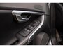 Volvo V40 2.0 T2 R-Design Facelift | 2e eigenaar | LED | Navigatie | 17 inch | Climate control | Alcantara/leer | Sportstoelen | PDC | Cruise control | Sportstuur | 122 pk