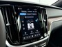 Volvo V60 T8 Ultra Dark Performance | 20" | Bowers & Wilkins | Geventileerd Nappa | Massagestoelen | Getint Glas | Panoramadak | Head-up | 360 Camera | Full LED | Adaptieve Cruise | BLIS