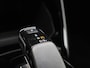 Peugeot e-2008 EV GT 50 kWh | Apple Carplay/Android Auto | Achteruitrijcamera | Parkeersensoren | Stoelverwarming | Lederen bekleding |