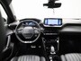 Peugeot e-2008 EV GT 50 kWh | Apple Carplay/Android Auto | Achteruitrijcamera | Parkeersensoren | Stoelverwarming | Lederen bekleding |