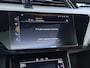Audi E-tron 55 Quattro 95kWh 408PK Elektr.Leer+Verwarmd Pano-Dak Trekhaak Luchtvering Adap.Cruise Navi Ecc Stoelverwarming Business edition Plus SOH 93% LED Lmv Elek.Achterklep Privacy Glas Keyless Zwarte Hemel 1e Eigenaar 1.800KG Trekgewicht Zeer compleet! Volledig Dealer Onderhouden, net Beurt gehad bij Audi!