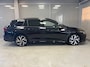Volkswagen Golf Variant 1.5 eTSI R-Line | LED | CAMERA | CAR PLAY | TREKHAAK WEGKLAPBAAR |