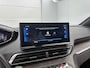 Peugeot 5008 SUV GT 130pk Automaat | 7 Zitplaatsen | Navigatie | Schuif-/kanteldak | Handsfree achterklep | Stoel elektrisch+geheugen+verwarmd+massage | FOCAL Premium HiFi | Achteruitrijcamera | Full Led koplampen | Adaptieve Cruise Control | Leder/Alcantara | Keyless | Parkeersensoren v+a | DAB+ radio | Apple Carplay / Android Auto | Dodehoeksensor | Donker getint glas | Trekhaak | 19" lichtmetalen velgen |