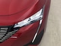 Peugeot 308 Allure Avantage 1.6 Plug-in Hybrid 180pk Automaat | Navigatie | Achteruitrijcamera | Adaptieve Cruise Control | Climate Control | Parkeersensoren v+a | Stoel- en stuurverwarming | Keyless | Led koplampen | Armsteun | Draadloze Apple Carplay / Android Auto + telefoonlader |  Digitaal instrumentenpaneel | Donker getint glas | 17" lichtmetalen velgen |