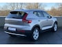 Volvo XC40 2.0 B3 Plus Bright | Trekgewicht 1600KG | Verwarmbare voorruit | Trekhaak | 360 Camera | 19 inch | Google Automotive| Elektrisch glazen panorama dak