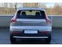 Volvo XC40 2.0 B3 Plus Bright | Trekgewicht 1600KG | Verwarmbare voorruit | Trekhaak | 360 Camera | 19 inch | Google Automotive| Elektrisch glazen panorama dak