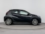Toyota Aygo X 1.0 VVT-i S-CVT Play | Automaat | 17 inch | Apple Carplay / Android Auto | Adaptive Cruise | Airco | Camera | Rijstrooksensor