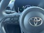 Toyota Yaris 1.5 Hybrid 115 Dynamic | Apple/android carplay | Stoel- + stuurverwarming | Parkeersensoren | Licht metalen velgen |
