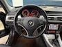 BMW 3-Serie Touring 318i High Executive / AUTOMAAT / MULTIEMEDIA-NAVI / DEALER ONDERHOUDEN