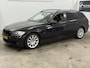 BMW 3-Serie Touring 318i High Executive / AUTOMAAT / MULTIEMEDIA-NAVI / DEALER ONDERHOUDEN