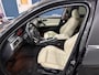 BMW 3-Serie Touring 318i High Executive / AUTOMAAT / MULTIEMEDIA-NAVI / DEALER ONDERHOUDEN