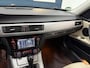 BMW 3-Serie Touring 318i High Executive / AUTOMAAT / MULTIEMEDIA-NAVI / DEALER ONDERHOUDEN