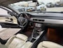 BMW 3-Serie Touring 318i High Executive / AUTOMAAT / MULTIEMEDIA-NAVI / DEALER ONDERHOUDEN