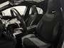 Mercedes-Benz A-klasse 180 AMG Night Upgrade - Pano / Navi / Stoelverw.