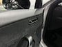 Mercedes-Benz A-klasse 180 AMG Night Upgrade - Pano / Navi / Stoelverw.