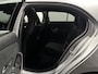 Mercedes-Benz A-klasse 180 AMG Night Upgrade - Pano / Navi / Stoelverw.