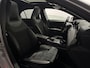 Mercedes-Benz A-klasse 180 AMG Night Upgrade - Pano / Navi / Stoelverw.