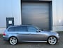 BMW 3-Serie Touring 318i High EXE AUT PANO LEDER XENON