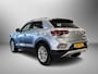 Volkswagen T-Roc 1.5 TSI 150pk DSG Life Edition | Climatronic | Dodehoeksensoren | Travel Assist