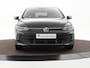 Volkswagen Golf 1.5 204pk DSG eHybrid Life Edition · Camera · keyless · Apple/Android Car Play · Sfeerverlichting · Stoel & Stuurverwarming · 18'' Inch · Garantie t/m 27-05-2029 of 100.000km