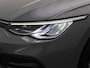 Volkswagen Golf Variant 1.0 TSI Life | Apple Carplay/Android Auto | Parkeersensoren | Sfeerverlichting | Trekhaak |