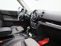 MINI Countryman Mini 1.5 Cooper S E ALL4 Aut. | LED | Navi | Stoelverwarming | Panoramadak | Sfeerverlichting |