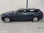 Volvo V90 2.0 T4 Momentum Pro LEER/CARPLAY/TREKHAAK