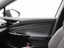 Volkswagen ID.4 Limited Edition 52 kWh accu 170 pk | Stoel & Stuurverwarming | Adaptive Cruise Control | Trekhaak | Achteruitrijcamera | Carplay |