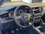 Volkswagen Polo 1.0 MPI R-Line Styling - Apple CarPlay / Navigatie I Airco I PDC I Sport velgen I 87.000 KM Dealer onderhouden