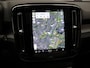 Volvo XC40 Recharge P8 AWD R-Design / Trekhaak / Pano. dak / 360 camera / Stoel-, stuurwiel- & achterbankverwarming / Harman Kardon / Pilot Assist / Zwart Leder / Blis