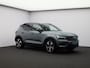 Volvo XC40 Recharge P8 AWD R-Design / Trekhaak / Pano. dak / 360 camera / Stoel-, stuurwiel- & achterbankverwarming / Harman Kardon / Pilot Assist / Zwart Leder / Blis