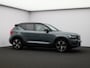 Volvo XC40 Recharge P8 AWD R-Design / Trekhaak / Pano. dak / 360 camera / Stoel-, stuurwiel- & achterbankverwarming / Harman Kardon / Pilot Assist / Zwart Leder / Blis