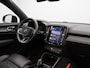 Volvo XC40 Recharge P8 AWD R-Design / Trekhaak / Pano. dak / 360 camera / Stoel-, stuurwiel- & achterbankverwarming / Harman Kardon / Pilot Assist / Zwart Leder / Blis
