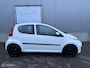 Peugeot 107 1.0-12V XS 2011 / Airco / 5deurs / 4seizoensbanden / NAP