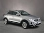 Volkswagen T-Roc Life Edition 1.5 TSI 150pk DSG Automaat Adaptive cruise control, Achteruitrijcamera, LED koplampen, App connect, Airco, DAB, Radio, Bluetooth, Keyless entry