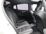 Volvo S60 Recharge T6 AWD R-Design / Pano. dak / Elektr. stoelverstelling / Stuurwiel- & stoelverwarming / Adapt. cruise control + stuurhulp / Achteruitrijcamera / Blis /