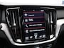 Volvo S60 Recharge T6 AWD R-Design / Pano. dak / Elektr. stoelverstelling / Stuurwiel- & stoelverwarming / Adapt. cruise control + stuurhulp / Achteruitrijcamera / Blis /