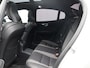 Volvo S60 Recharge T6 AWD R-Design / Pano. dak / Elektr. stoelverstelling / Stuurwiel- & stoelverwarming / Adapt. cruise control + stuurhulp / Achteruitrijcamera / Blis /