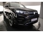 Volkswagen Tiguan R-Line Edition 1.5 TSI eHybrid 272pk DSG Automaat Trekhaak, Harman Kardon audio, Panoramadak, Black Style, Navigatie, 360 camera, Adaptive cruise control
