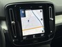 Volvo XC40 Plug-in hybrid T4 Core Bright | Facelift | Trekhaak | Elektrische stoelverstelling | Navigatie | Achteruitrijcamera | Apple Carplay / Android Auto | Parkeersensoren voor + achter | Climate control |