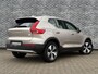 Volvo XC40 Plug-in hybrid T4 Core Bright | Facelift | Trekhaak | Elektrische stoelverstelling | Navigatie | Achteruitrijcamera | Apple Carplay / Android Auto | Parkeersensoren voor + achter | Climate control |