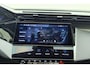 Peugeot e-308 SW GT 54 kWh 100% Elektrisch | 360 Vision & Drive Assist Plus Pack SW | Alcantara® Executive Interior | Draadloze telefoonlader | Warmtepomp | Nieuw uit voorraad