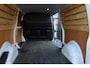 Volkswagen Transporter 2.0 TDI L2H1 DC Comfortline | NAP | Cruise | Apple Carplay | Automaat | Navi | Camera | Leder | Trekhaak
