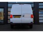 Volkswagen Transporter 2.0 TDI L2H1 DC Comfortline | NAP | Cruise | Apple Carplay | Automaat | Navi | Camera | Leder | Trekhaak