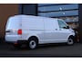 Volkswagen Transporter 2.0 TDI L2H1 DC Comfortline | NAP | Cruise | Apple Carplay | Automaat | Navi | Camera | Leder | Trekhaak